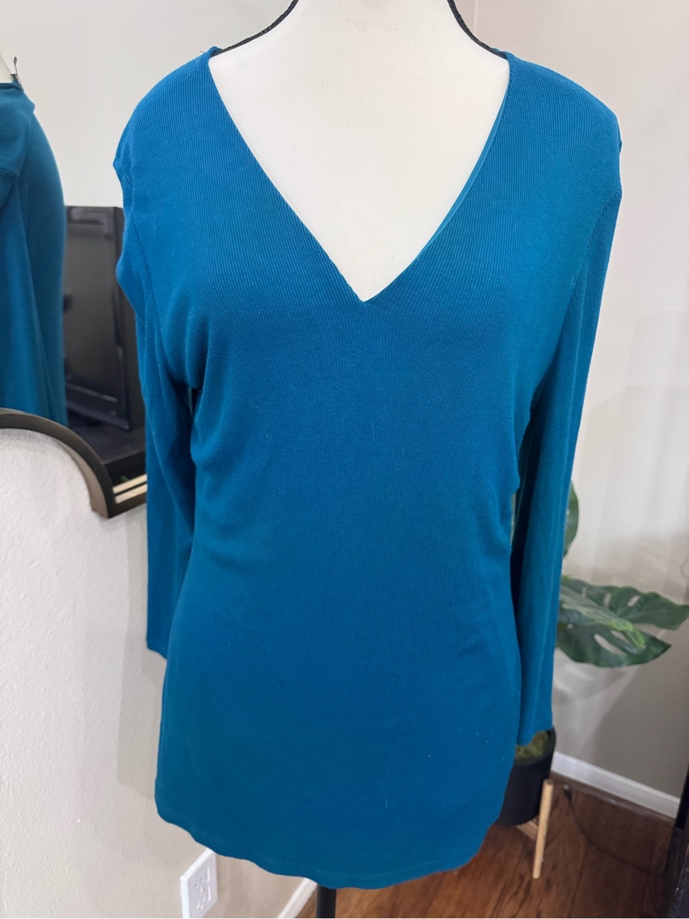 INC International Concepts Teal Blue V Neck Long Sleeve Top XL